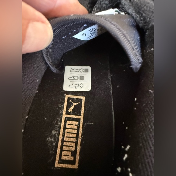Puma Black and White Easy Rider Sneakers. Size 9.5 lightly worn/ freshly washed - Picture 8 of 9